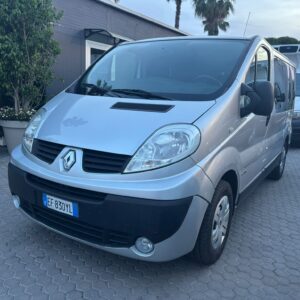Renault Trafic 9 posti